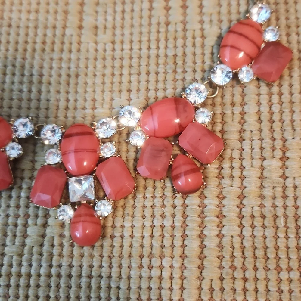 Orange/Red Fun Necklace - Picture 3 of 7